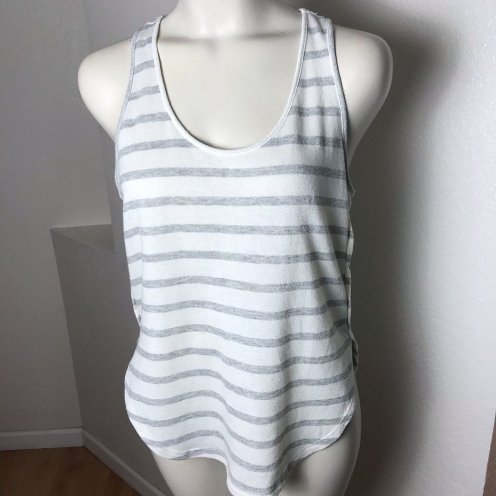 Color Thread Women’s Tank Athleisure M Racerback